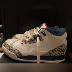 Jordan True Blue 3’s